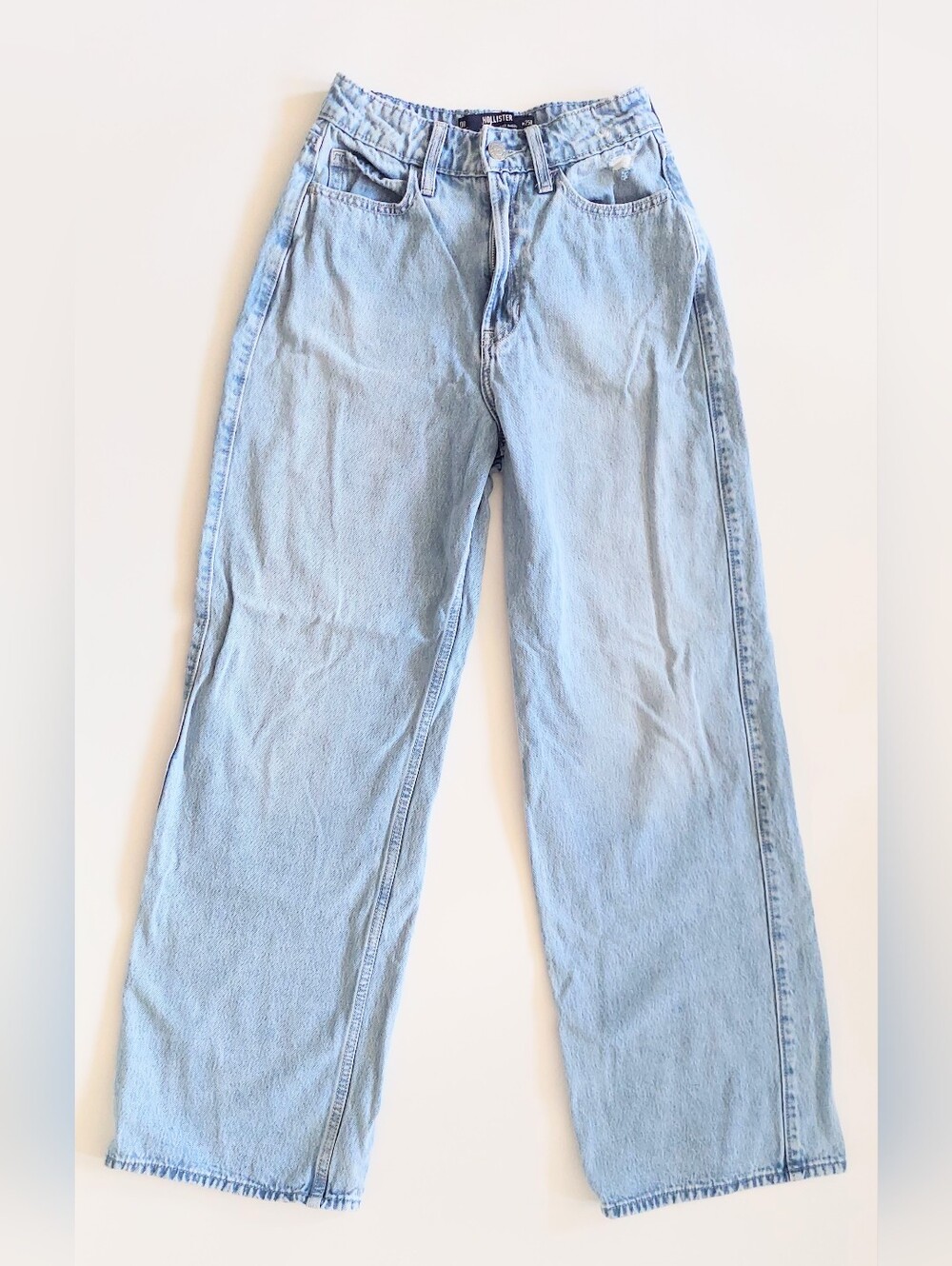 Hollister Ultra High-Rise Baggy Jeans Light Wash Blue Denim Womens Size 0R